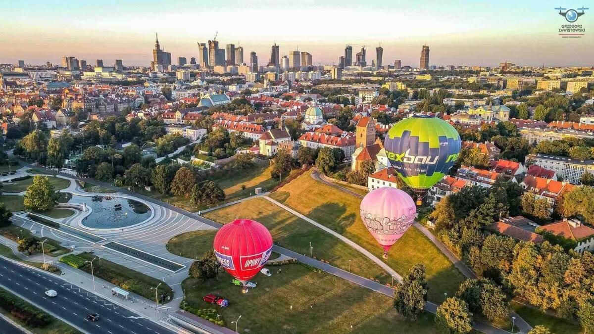 Apartment View 3 Fast Wifi 1gbs 85'tv Amazontv Hbo Disney+ Warschau
